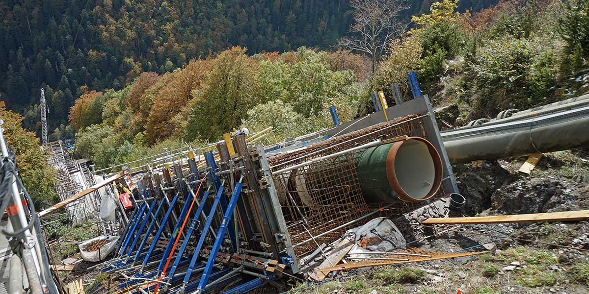 Massifs de conduite forcée